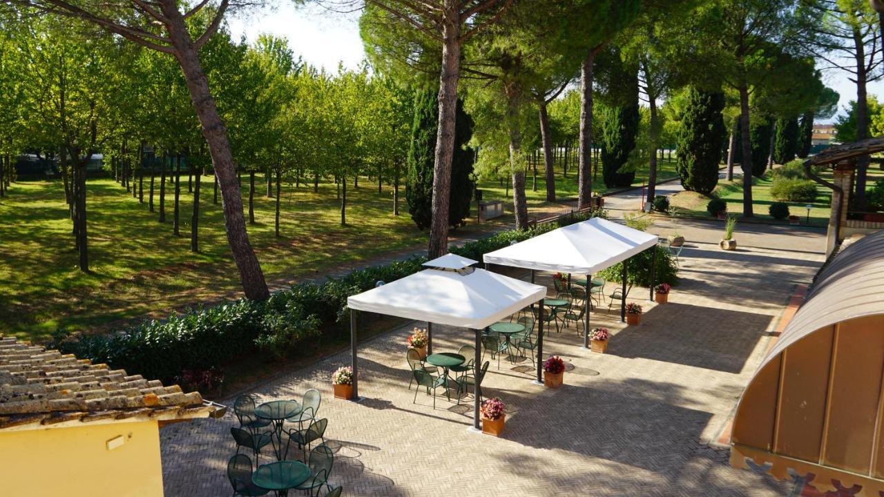 Hotel La Torretta Assisi Exterior foto
